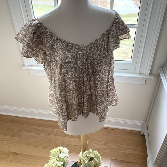 Universal Thread Tan white Short Sleeve Blouse M - Picture 1 of 4